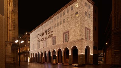 chanel milano duomo|Chanel Takes Over Rinascente Store in Milan .